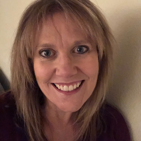 Meet your Posher, Janice - Picture 1 of 1